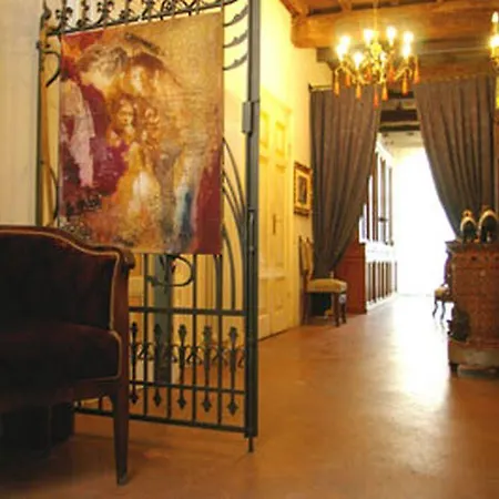 Maison 26 - Luxury Bed and Breakfast 3*