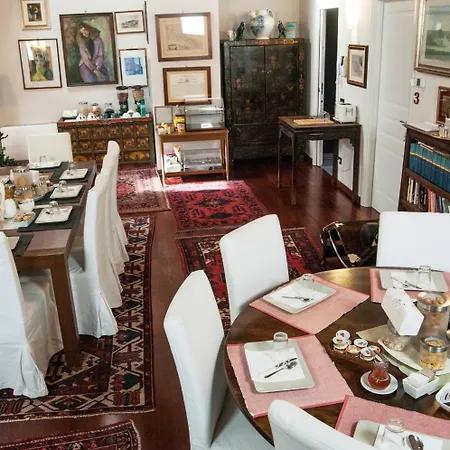 Maison 26 - Luxury Suites 4*